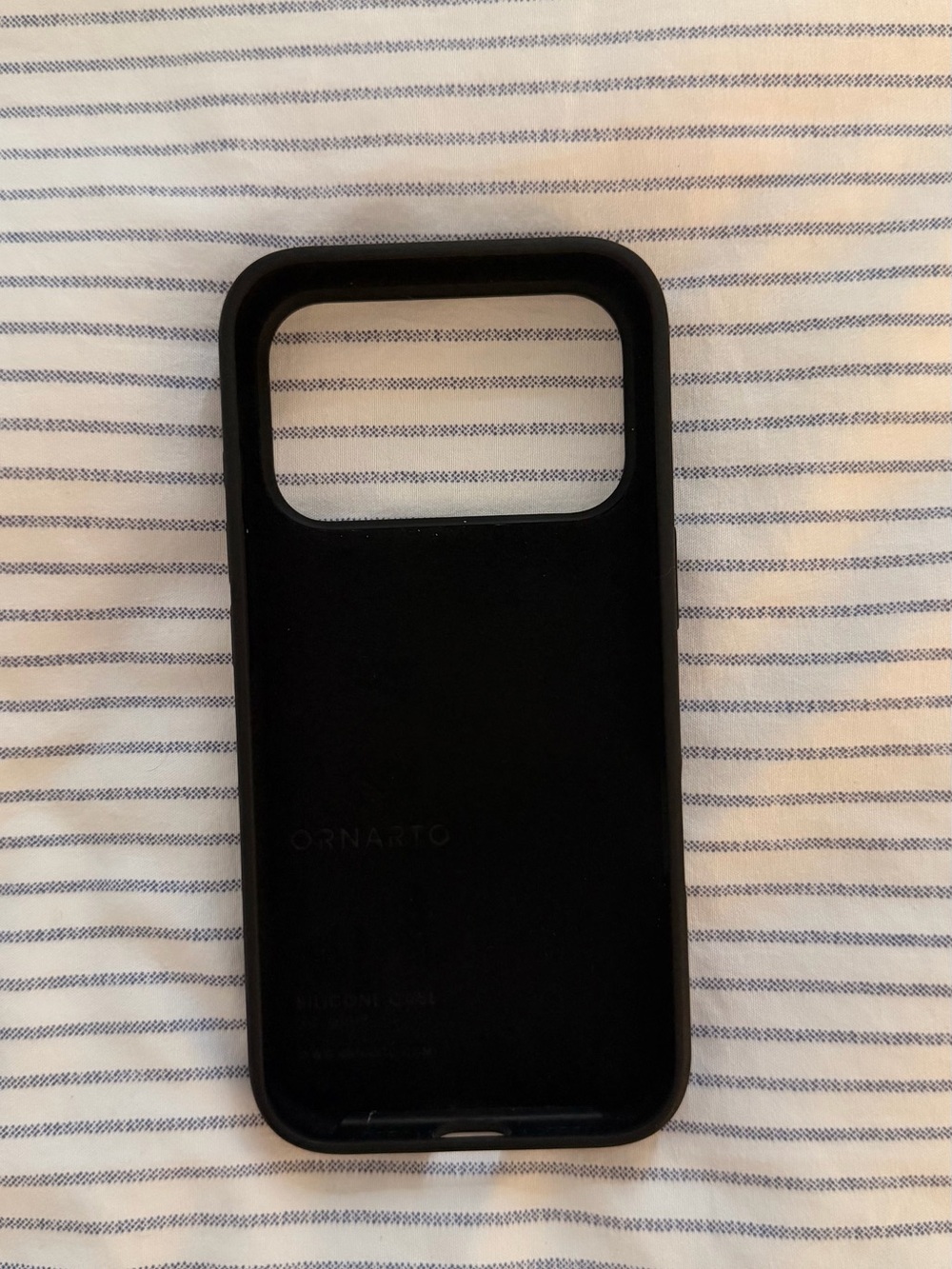 Ornarto Black silicone Phone Case with Pink Polka Dots - Picture 2 of 2
